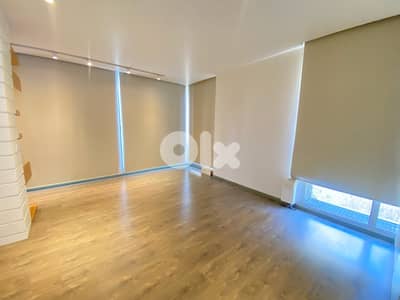 Beautiful double level loft  swimming pool and gym