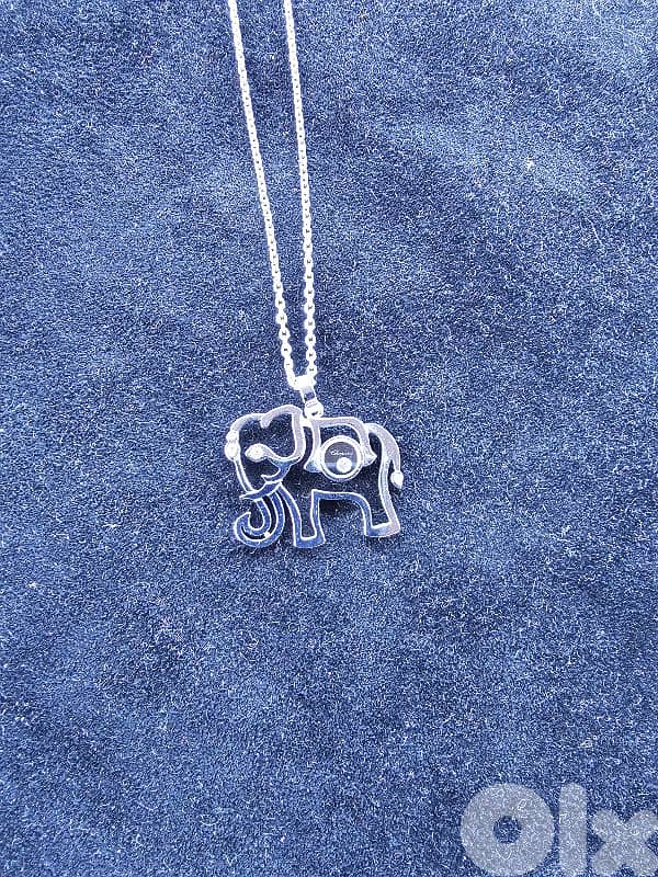 CHOPARD HAPPY DIAMONDS HAPPY ELEPHANT. Large 3