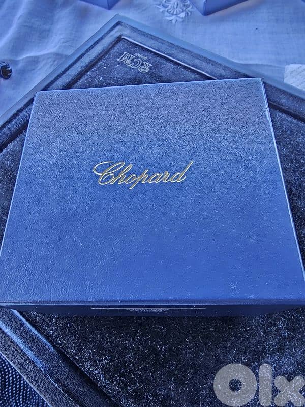 CHOPARD HAPPY DIAMONDS HAPPY ELEPHANT. Large 5