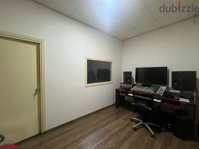 860 Sqm | Studio + offices + Depots for Sale in Bsalim