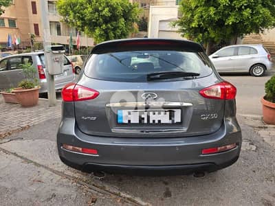 Infiniti Qx50 AWD 2016 one owner
