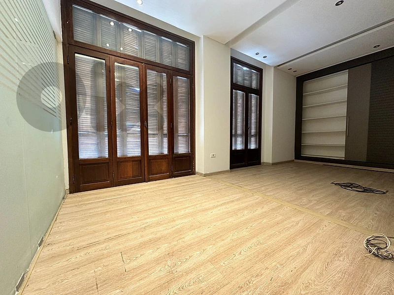 Office For rent in Downtown Beirut مكتب للإيجار في وسط بيروت