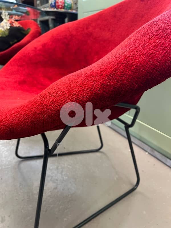 high quality red chair with metal base 0