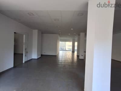 For rent Deluxe Spacious Apartment in a prime location in Zalka