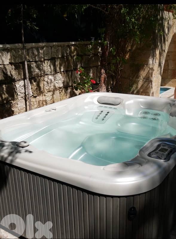 HotSpring Outdoor Portable SPA & Jacuzzi Model JETSETTER. 0