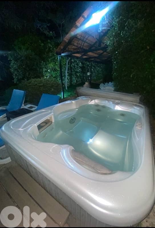 HotSpring Outdoor Portable SPA & Jacuzzi Model JETSETTER. 3