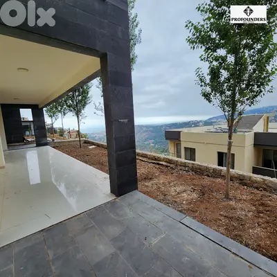 Apartment for Sale in Qornet El Hamra شقة للبيع في قرنة الحمرا Apartment for Sale in Qornet El Hamra شقة للبيع في قرنة الحمرا