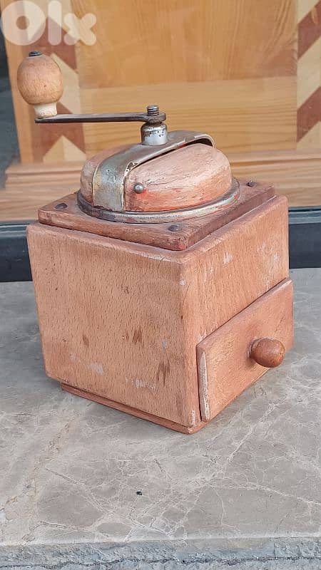 antique 3