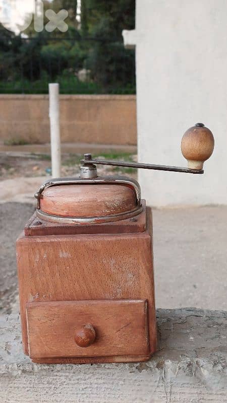 antique 6