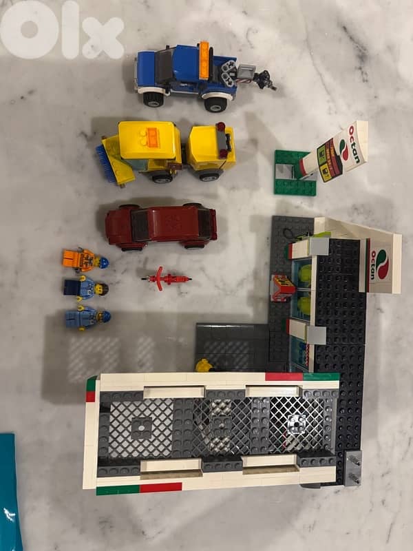 Lego Gas Station Collectible 4
