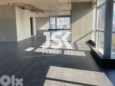 L17493-Office with Mountain & Sea Views For Rent in Medawar