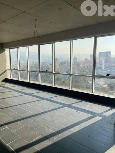 L17493-Office with Mountain & Sea Views For Rent in Medawar