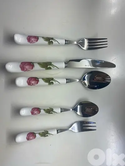 set porcelain