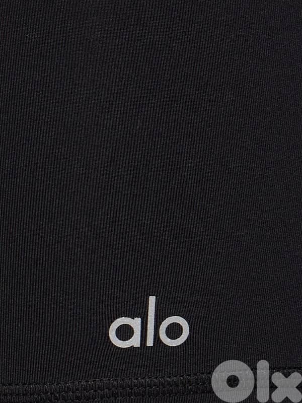 alo yoga 3