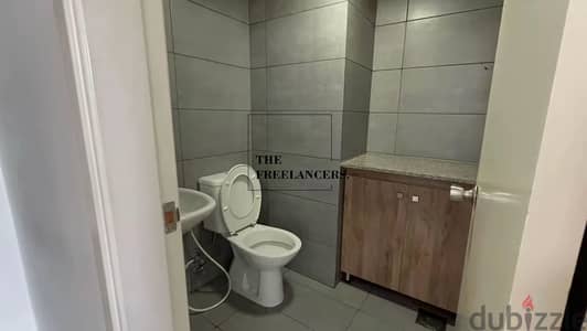 Office for rent in ain al mraiseh - مكتب للإيجار في عين المريسة