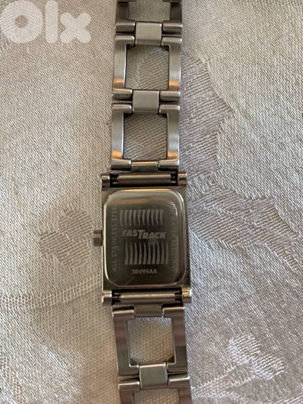 watch TITAN 2