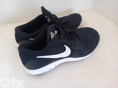 authnike size 38.5