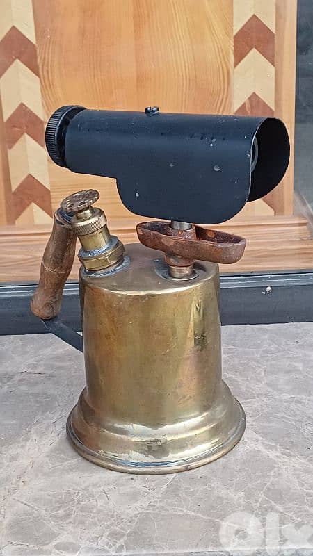 antique 0