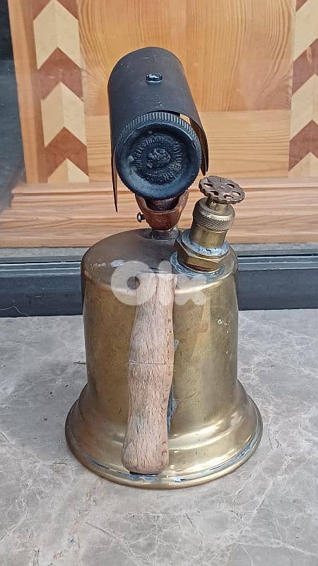 antique 3