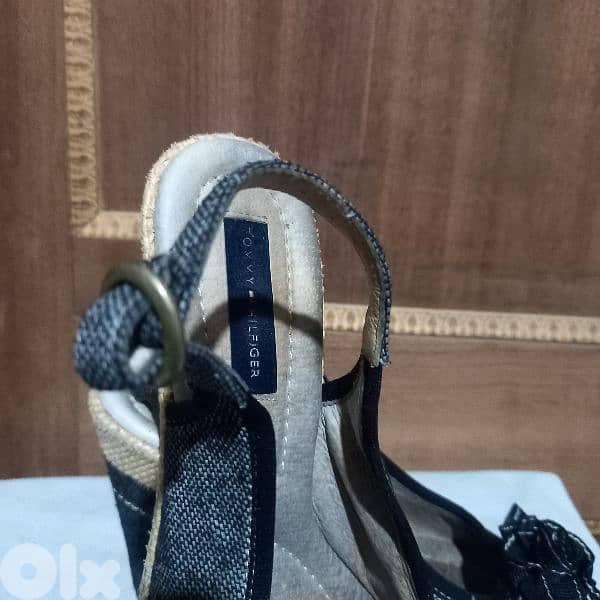 Tommy size 36 4