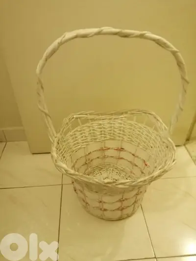 Big white wooden basket Big white wooden basket