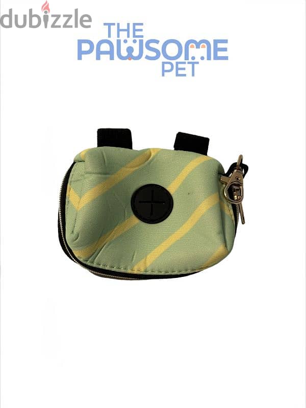 Pawsome's poop bag dispenser 4