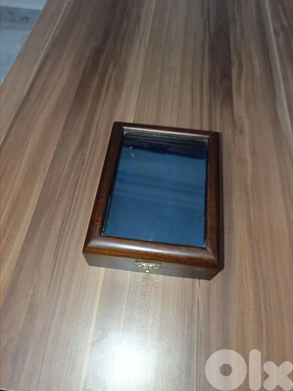 Wooden display box 0