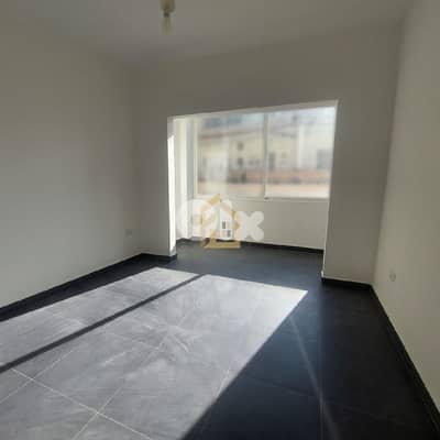 Office for rent in Achrafieh JD21 مكتب للإيجار في الأشرفية،
