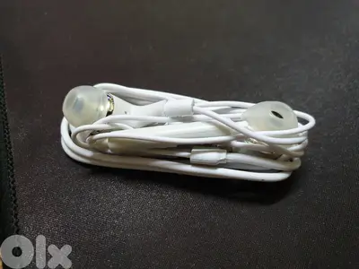 Wired Earbuds