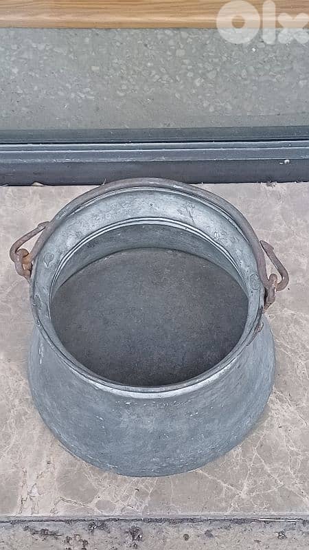antique 6