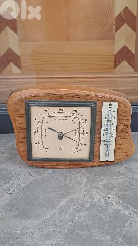 antique 0