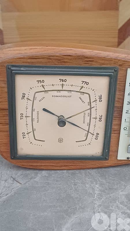 antique 3