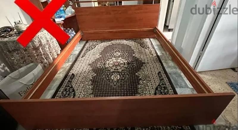 bed & commode 0