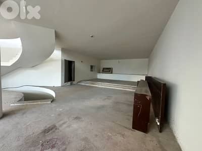 Showroom for Rent in Downtown- Prime Locationصالة عرض للايجار