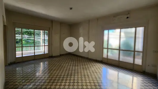 Apartment for Sale in Horsh Tabet شقة للبيع في حرش تابت