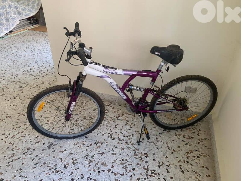 used bicycle 0