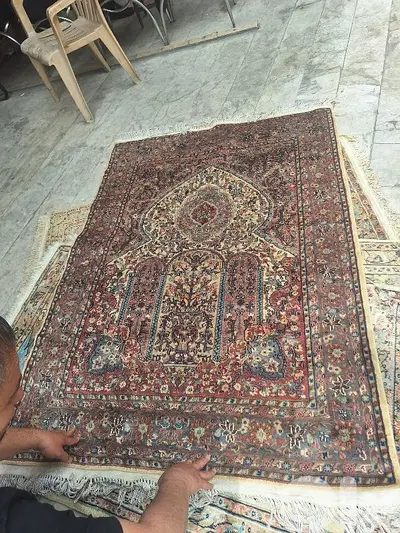 سجادة حرير عجمية حياكة يد قياس ١٣٠ بي ١٨٠ سعر مغري