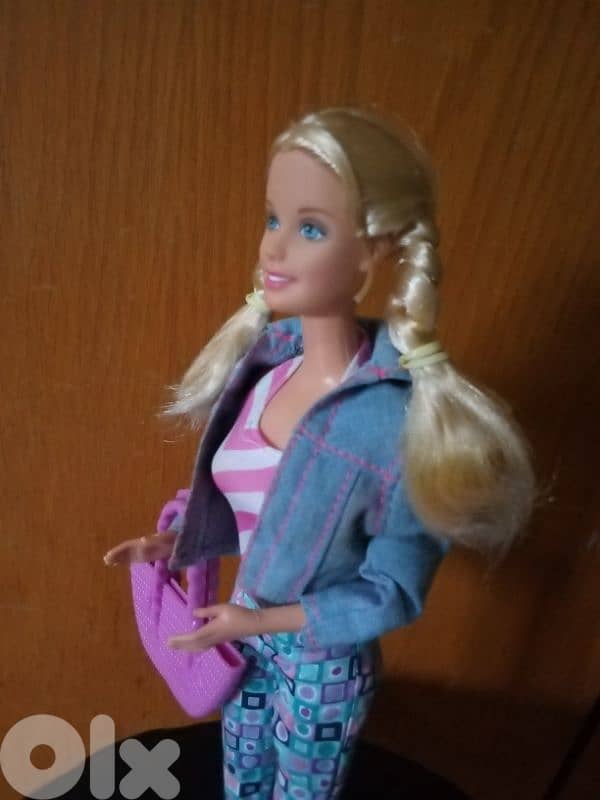 WALKING BARBIE from a set Baby Sister Krissy Rare Mattel 99 Great doll 8