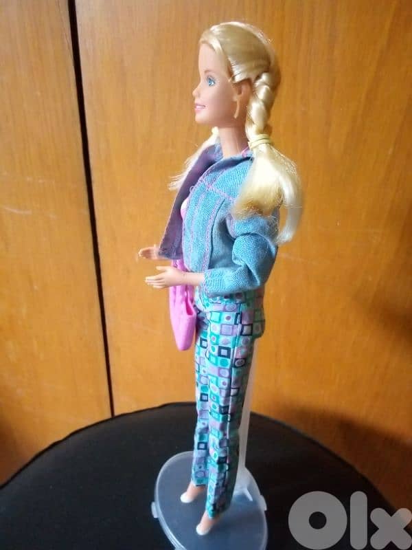 WALKING BARBIE from a set Baby Sister Krissy Rare Mattel 99 Great doll 6