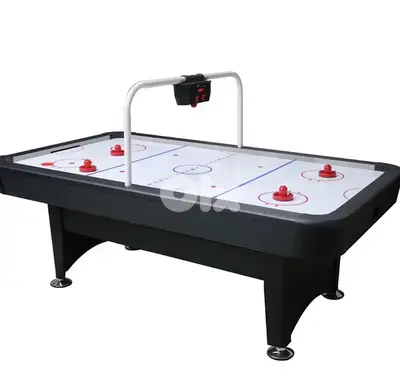 Airhockey 7 ft with score board