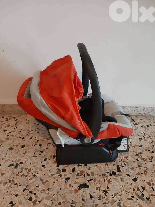 Car seat 0