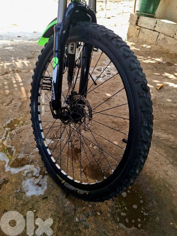ALVAS BIKE 26" Like New 8