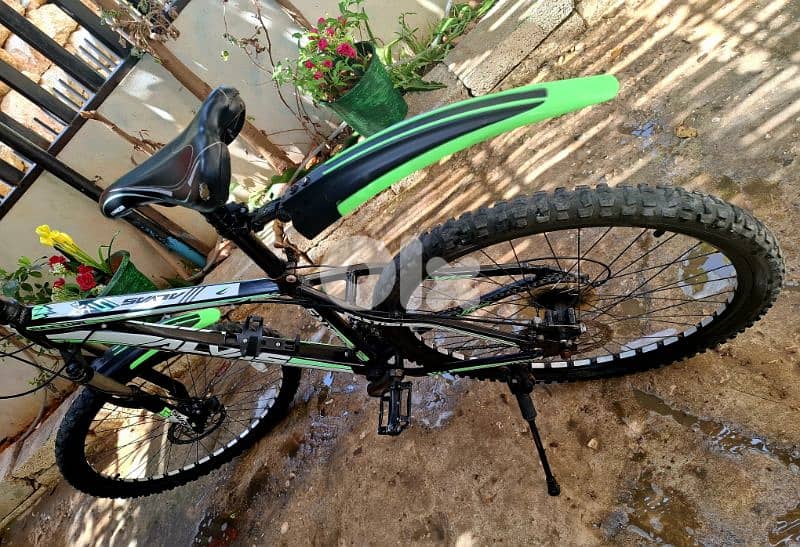 ALVAS BIKE 26" Like New 10
