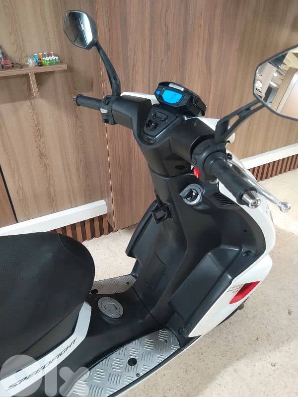 Peujeot speedfight 4 Total sport 125cc  injection water coolant CBS 14