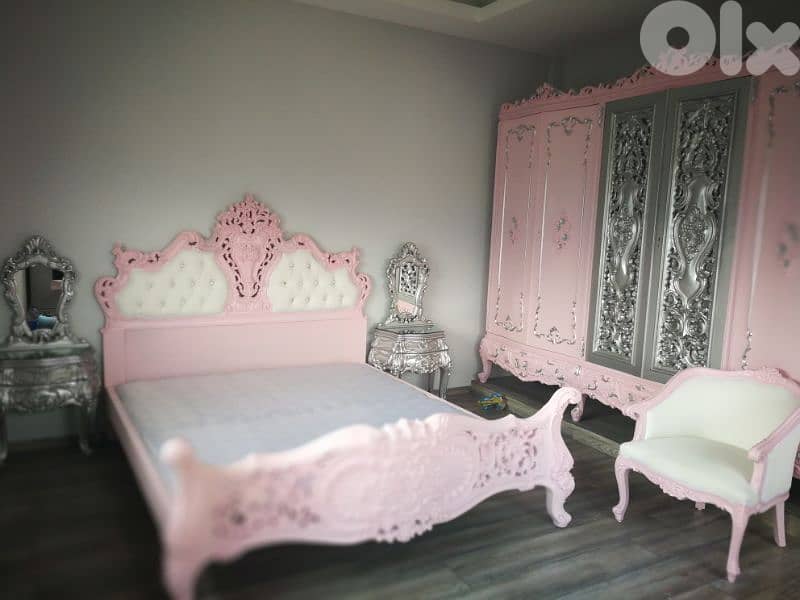 Queen's Bedroom 0