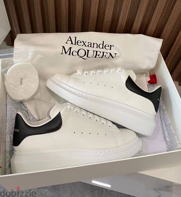 Alexander McQueen Authentic 0