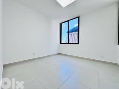 Office For Rent In Ras Beirut Over 85 Sqm | مكتب للايجار في راس بيروت