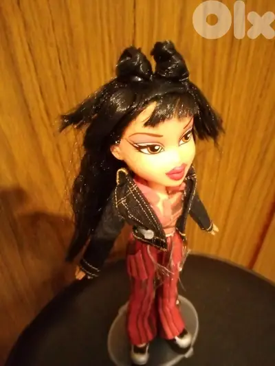 BRATZ JADE FUNK 'N GLOW 1st Edition doll MGA003 Rare As new doll=42$