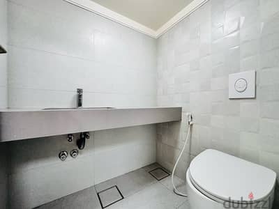 Office For Rent In Verdun Over 85 Sqm | مكتب للايجار في فردان