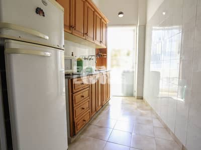 Spacious Flat | 3 Balconies | 24/7 Electricity